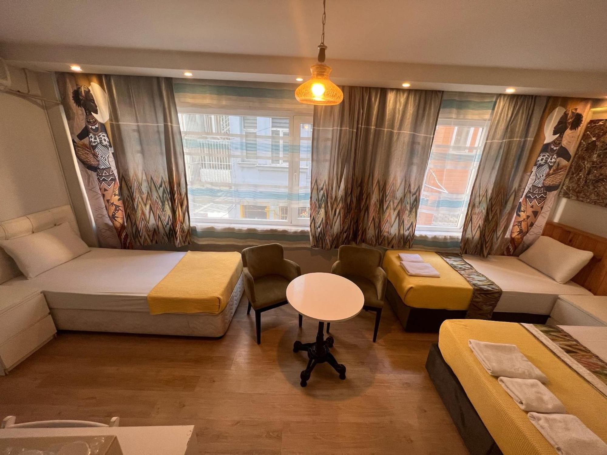 Rodin Hostel — Fotoğraflar 1